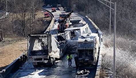 Авария на I 64 East Today 63 автомобиля Crash N Massve Pleup N Vrgna