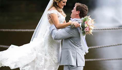Оригинальное название: The Art of Picking Someone Up Bridal Style: A Comprehensive Guide