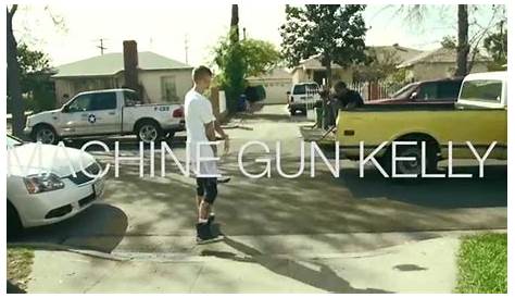 Machine Gun Kellys глубоко погружается в музыкальное ощущение