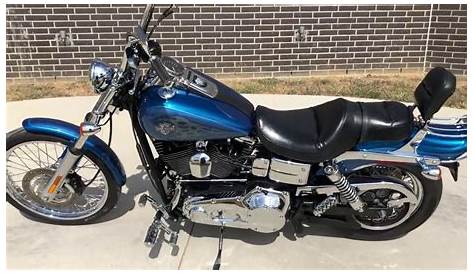 2005 ф Голубая книга Harley Davidson Дина Уайд Глайд