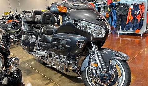 Facebook Marketplace Мотоциклы для продажи владельцем, использовала Honda Gold Wing 1800 2005 года в Техасе