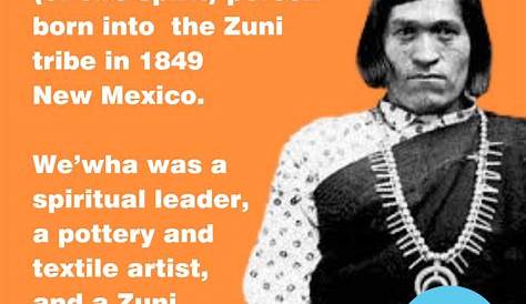 Два духовных человека из Zuni Pueblo представляют собой исторически сложившийся Мерикан Бердче Вевх 2
