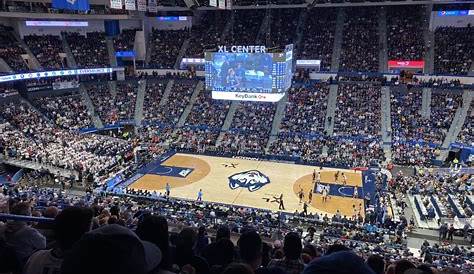Вместимость Uconn Stadium в мужском баскетболе Vs Villanova продана Xl Center