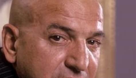 The Intriguing Life And Legacy Of Telly Savalas Wzrost Avalas Poznaj średni Gwiazd Bollywood