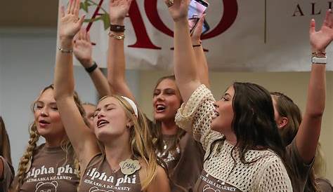 Лучшие соревнования в Unc Sorority Bid Day 2017 The Daily Tar Heel