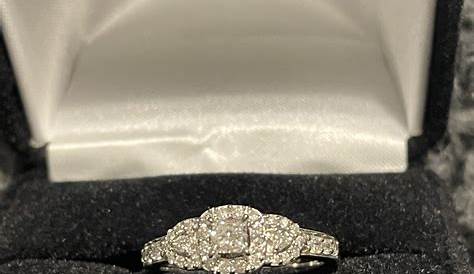 Kay Jewelers оплатит онлайн-билль об обручальных кольцах мужчин