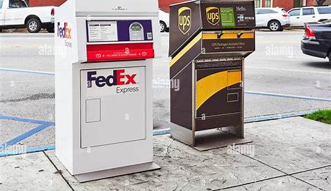 Скидка с боксов для Upslogout Dhl Fedex и Ups Next to Each Other на Ки-Уэст
