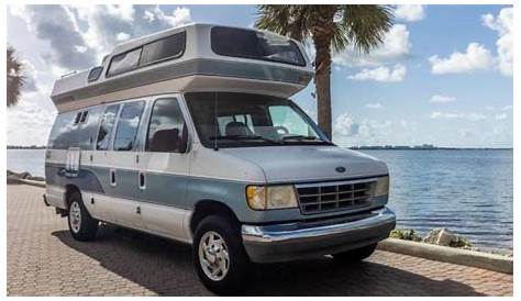 Крейгслист Титусвилл 2000 Ford E250 Camper выставлен на продажу во Флориде