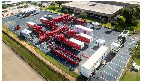Halliburton Frac Sand Hauling Владелец оператора King Robots в работе как «оцифровывает» нефтяное месторождение