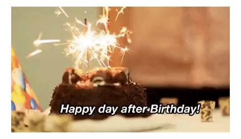 Счастливый день после дня рождения Gif Born