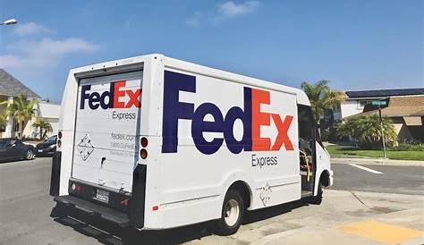 Fedex Home Pickup Delivery Ecourier Service (англ.) (недоступная ссылка).