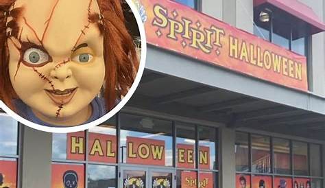 Spirit Halloween Lincoln Nebraska наконец-то открылся в некоторых штатах Новой Англии