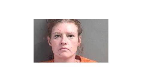 Недавно забронированный Volusia Countyподкаст Недавний заказ Mugshot для Бриттни Барч в графстве Флорида