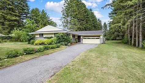 Zillow Auburn Homes 7440 State Street Rd Ny 13021