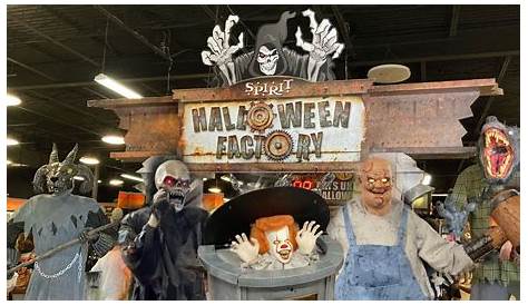 Spirit Halloween открылся в День труда 2021 Store Tour Grand Ing
