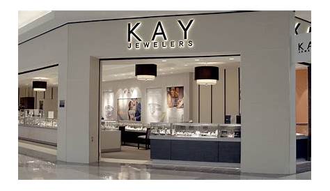 Kay Jewelers работает в розничной торговле