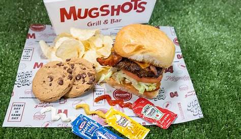 Mugshots Catering Order Grill and Bar Sports Bar в городе Аль-Ла-Фл