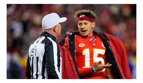 Звонит в Маунт, чтобы команду Chiefsravens Nfl обвинили в казнях