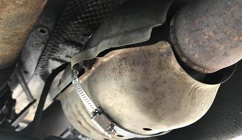 Toyota Rav4 Rattling шум от Loose Heat Shield на YouTube
