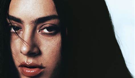 Оригинальное название: Charli XCX: The Boldness Behind the Artist