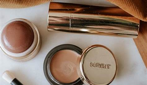 Оригинальное название: Merit Makeup: The Revolution of Minimalist Beauty