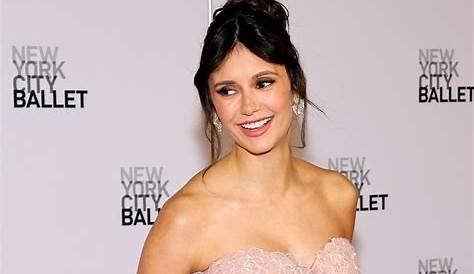 Nina Dobrev Nude: Исследуйте художественную сторону звезды