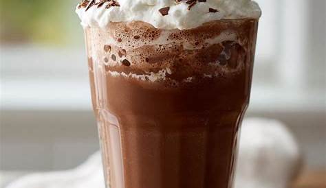 Побалуйте себя вкусом молочного коктейля Starbucks