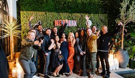 Оригинальное название: Beverly Hills: Meet the Stars Behind the Scenes