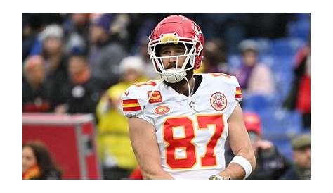 Вожди Tight End Уайатт Келси госпитализированы после травмы ноги