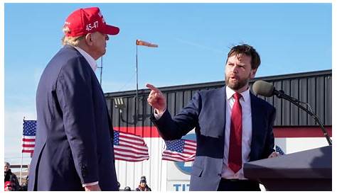 Дональд Трамп объявил сенатора штата Огайо Джей Ди Вэнса бегущим бойцом