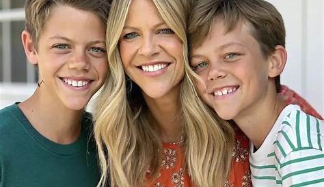 Kaitlin Olson Siblings: Family Details &amp