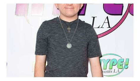 Atticus Shaffer Height — полное руководство по жизни и карьере талантливых актеров