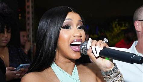 Оригинальное название: Cardi B: From Stripper To Superstar