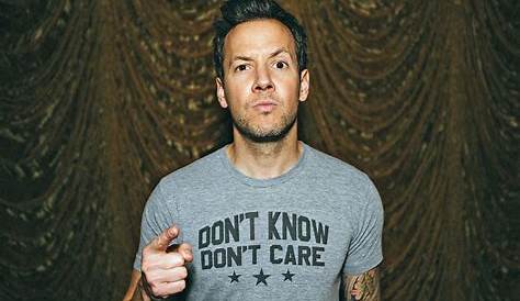Вокалист Simple Plan Пьер Бувье влиял на музыку Bouvier of Songwriter Terviews