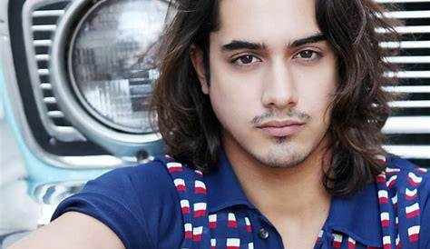 Оригинальное название: Jogia: The Ultimate Guide to Understanding Its Origins and Significance Avan 2005