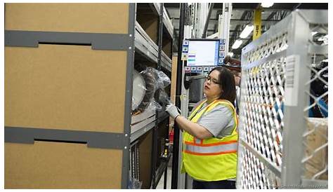Amazon Careers Schertz нуждается в 300 работниках для создания бизнес-журнала Austin