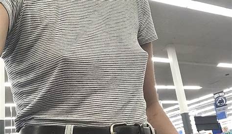 R Braless Baless в торговом центре Baless