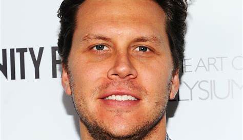 Hayes MacArthur Net Worth 2024: всеобъемлющее понимание