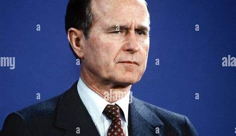 Джордж Буш-старший: Вице-президент и его влияние на американскую политику