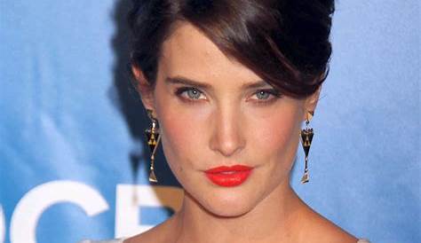Имплантаты груди Cobie Smulders: все, что вам нужно знать
