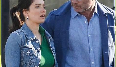 Оригинальное название: The Mystery: Eve Hewson’s Husband